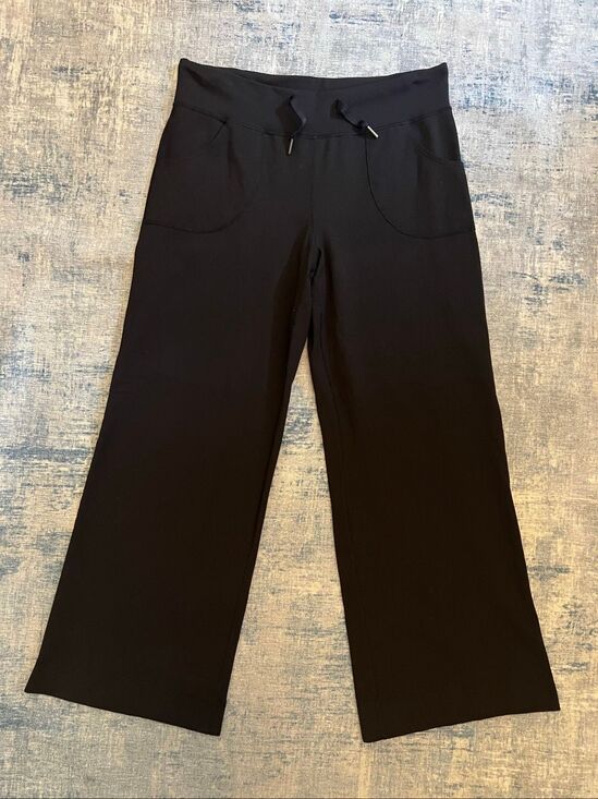 lululemon athletica Pants - Lululemon Black Wide Leg Still Pants Size 8 Short (29" Inseam)